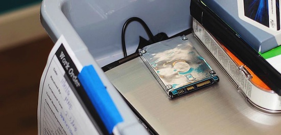 Service tray with equipment for analyis.